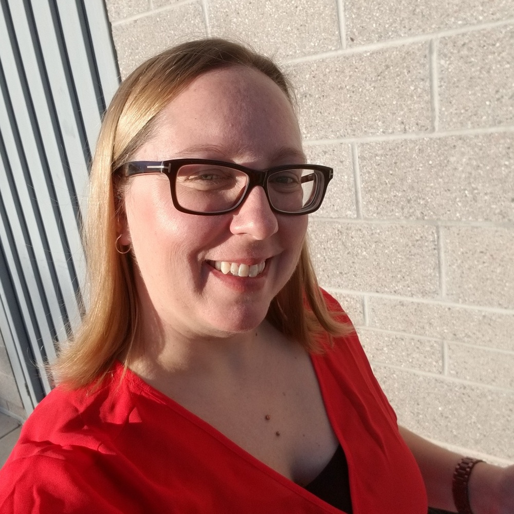 Meet your Posher, Julie